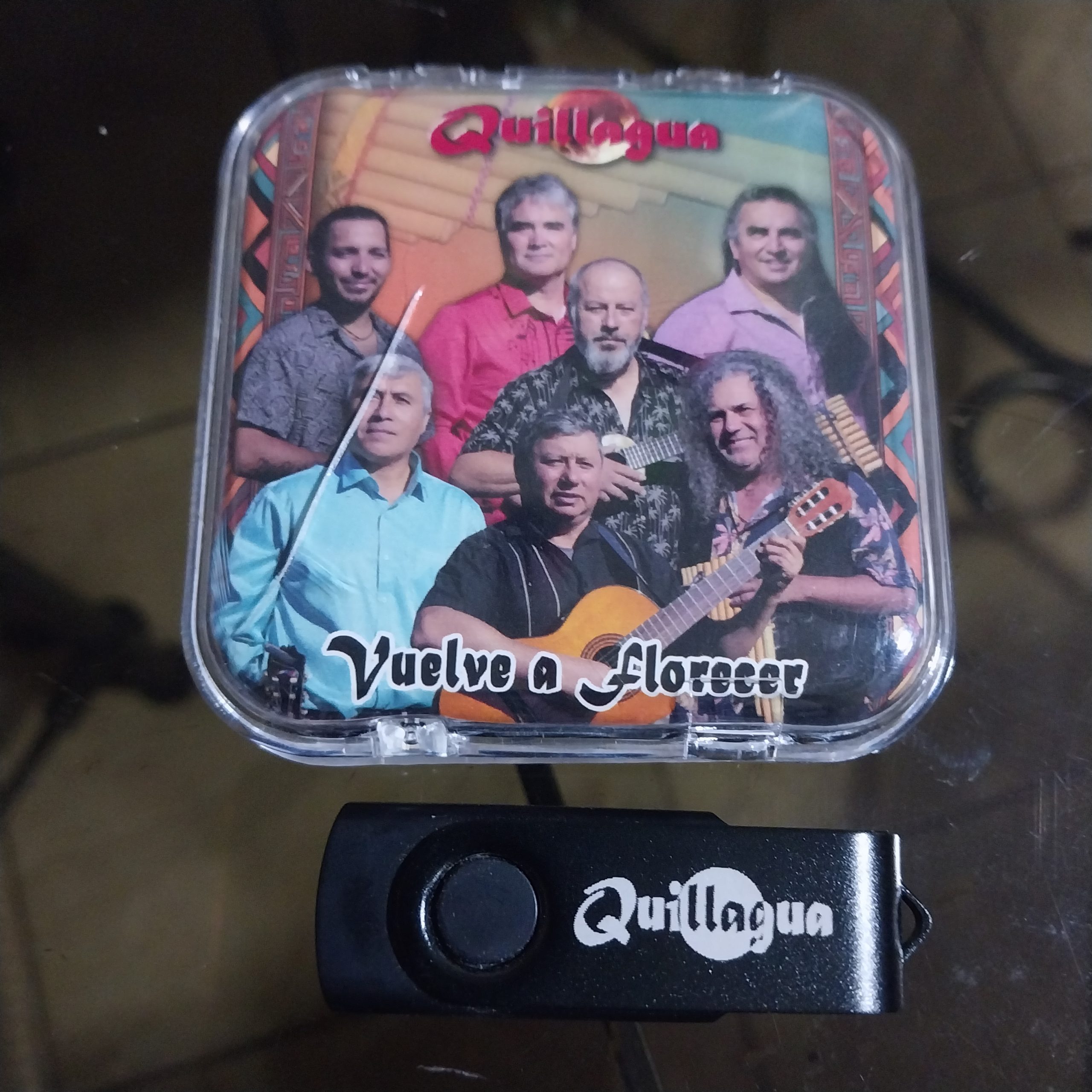 Pendrive con Caja - Imagen 2